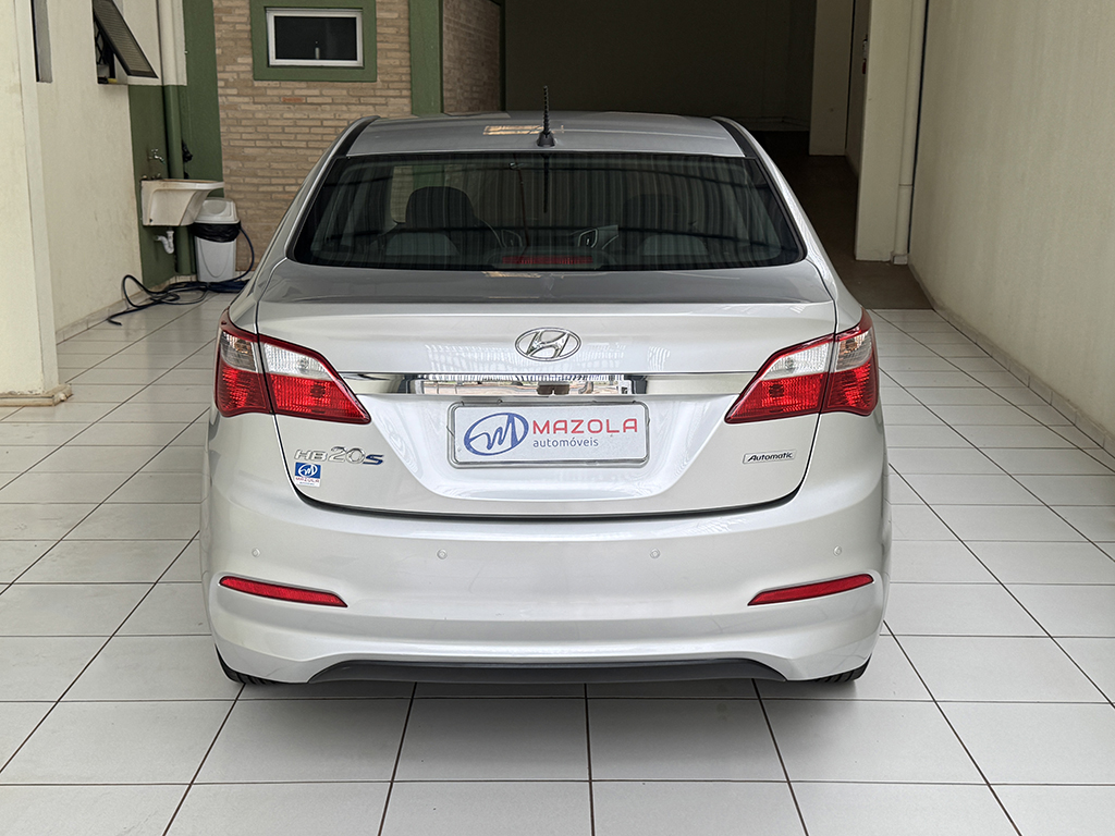 HYUNDAI HB20S