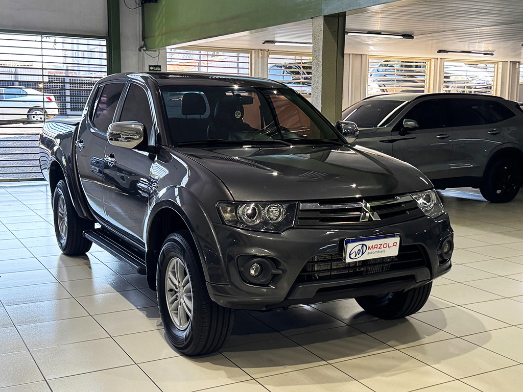 MITSUBISHI L200 TRITON
