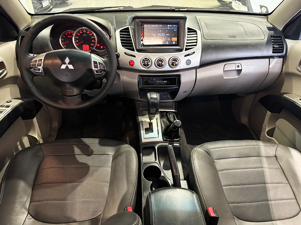 MITSUBISHI L200 TRITON