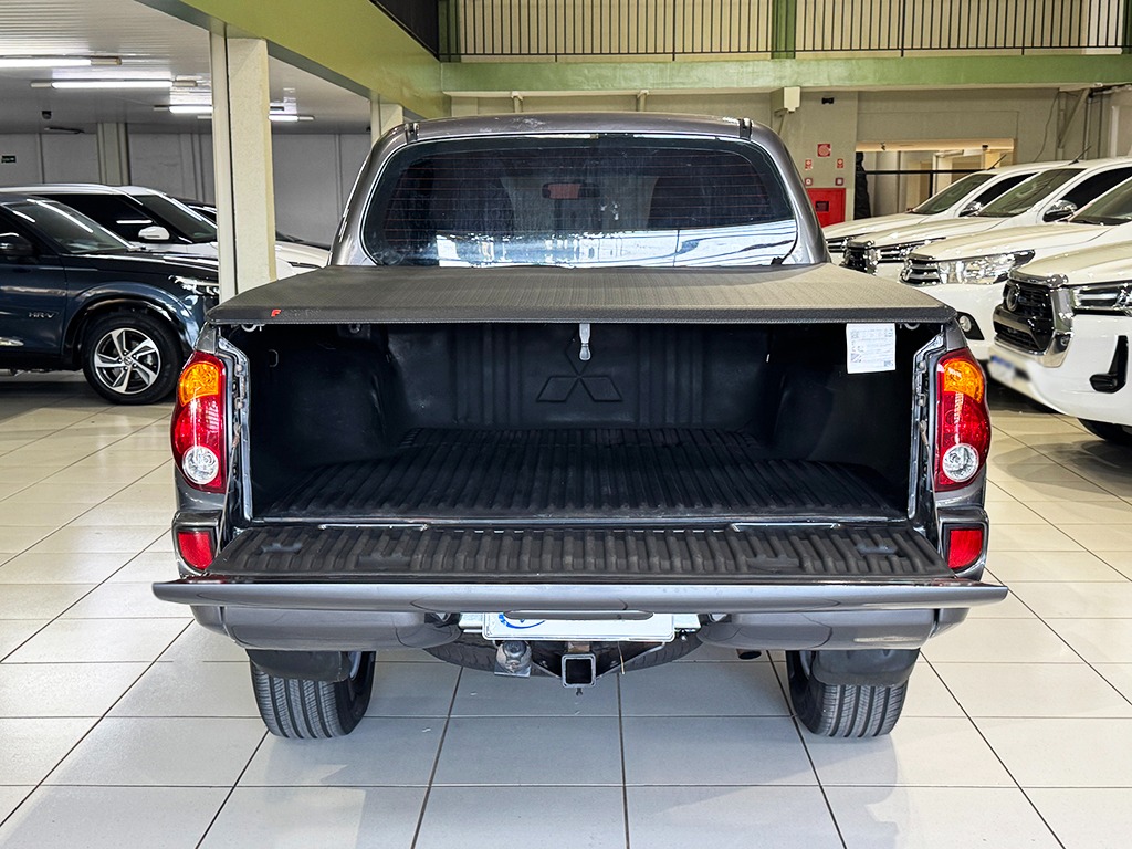 MITSUBISHI L200 TRITON