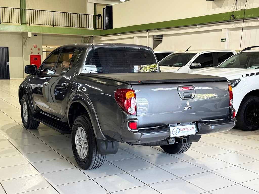 MITSUBISHI L200 TRITON