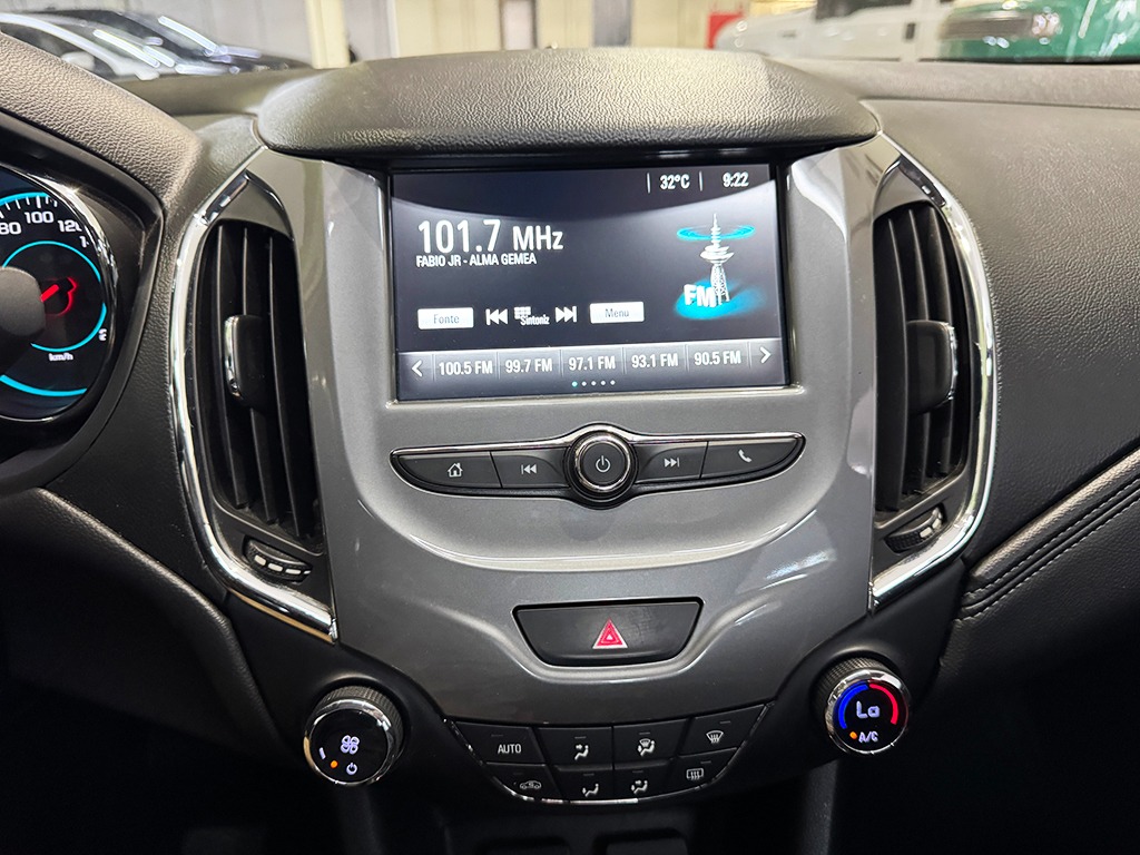 CHEVROLET CRUZE