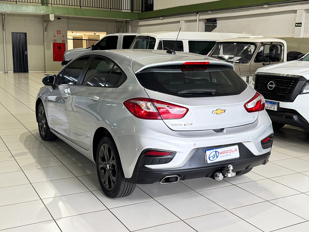 CHEVROLET CRUZE