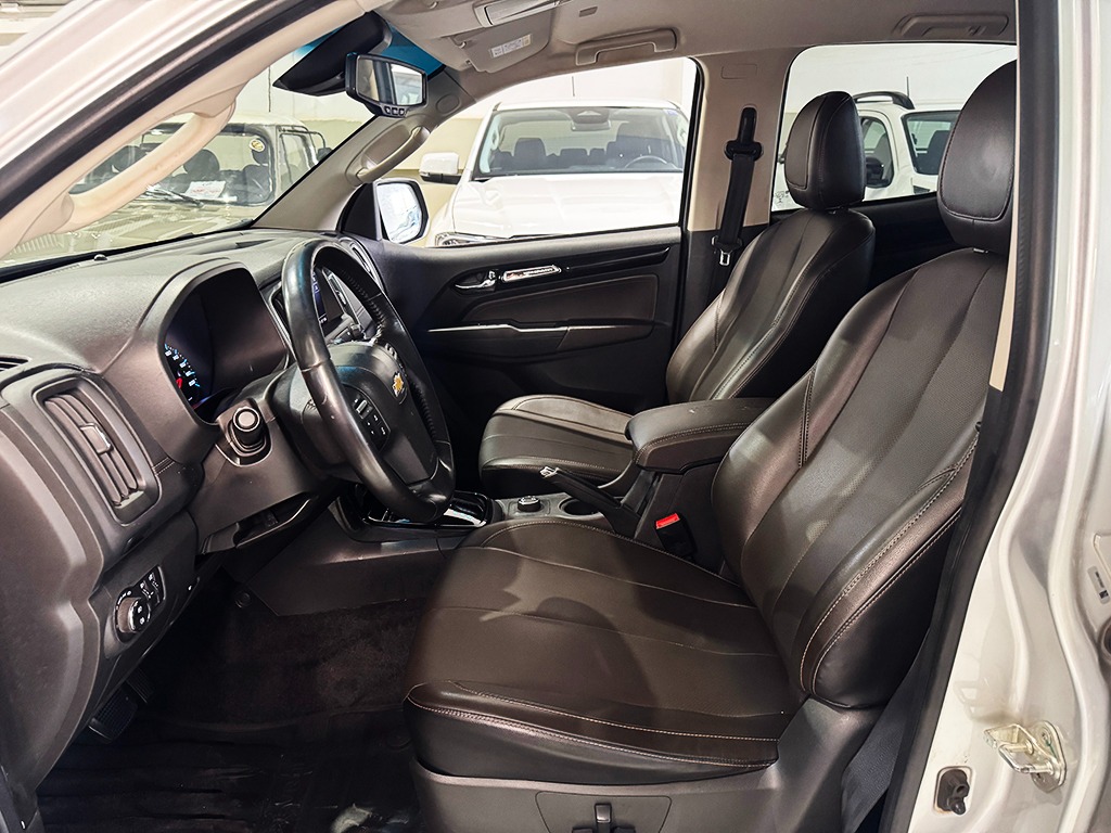CHEVROLET S10