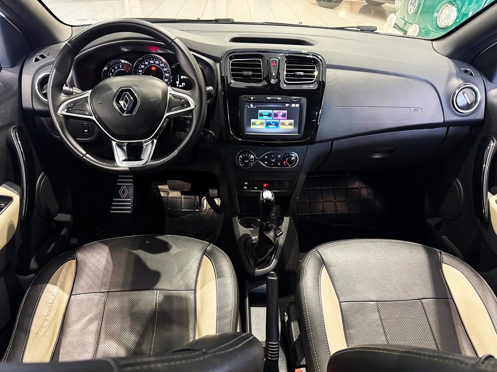RENAULT DUSTER