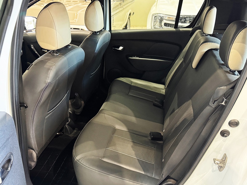 RENAULT DUSTER