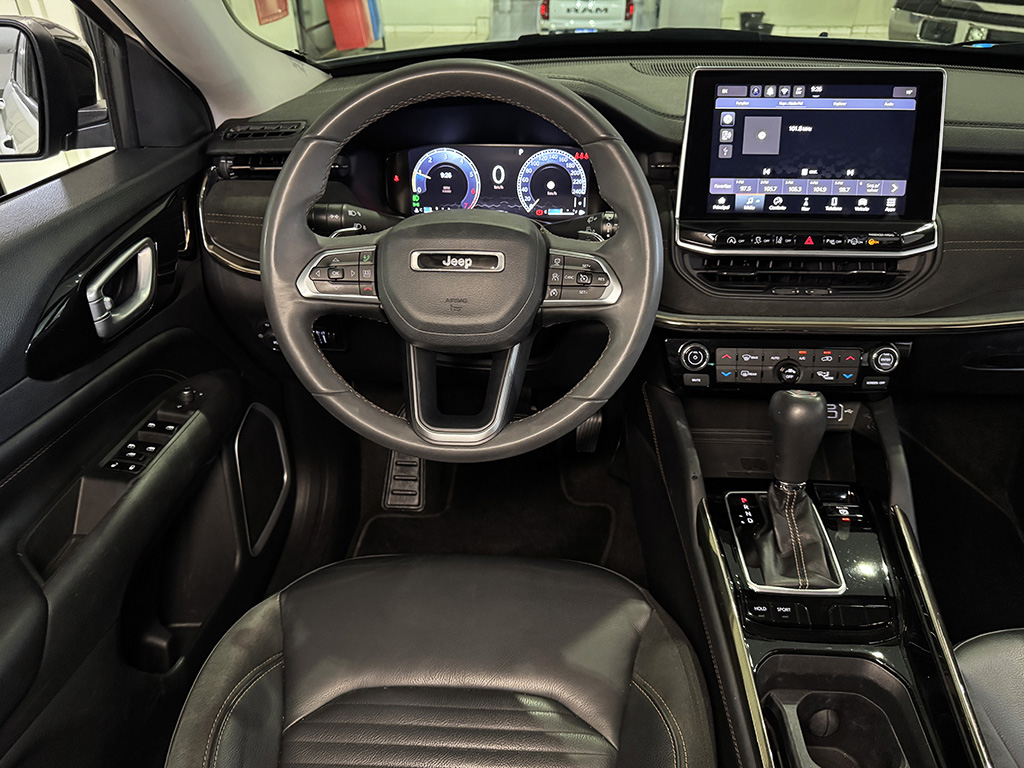 JEEP COMMANDER