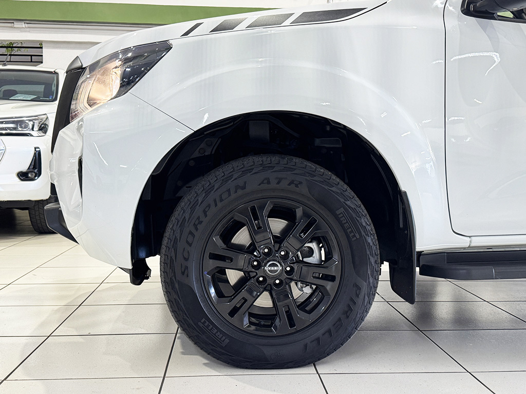 NISSAN FRONTIER