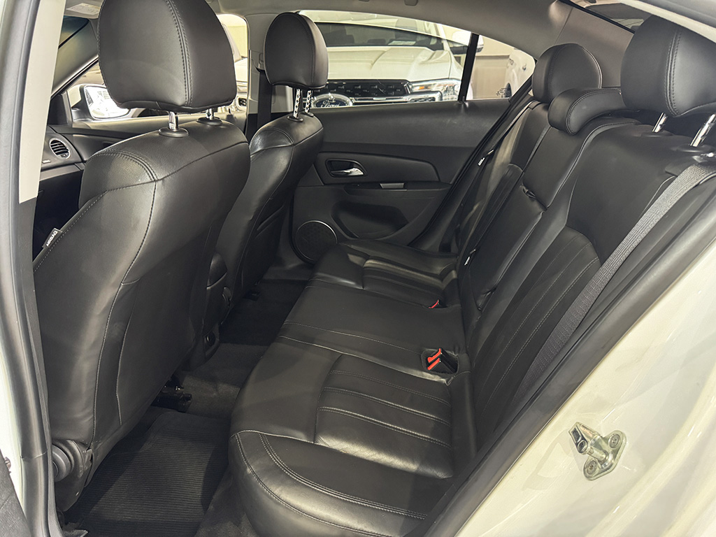 CHEVROLET CRUZE