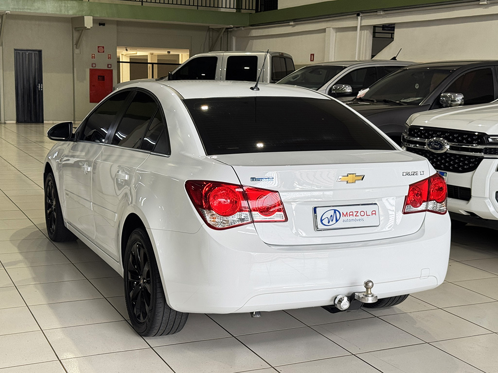 CHEVROLET CRUZE