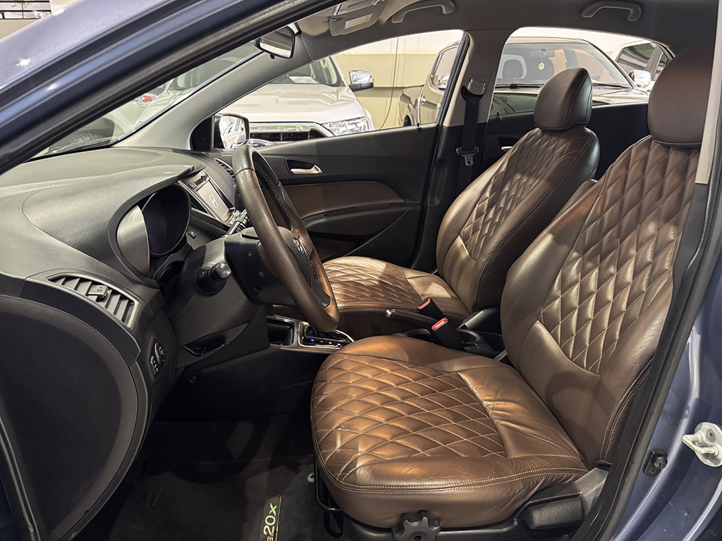 HYUNDAI HB20X