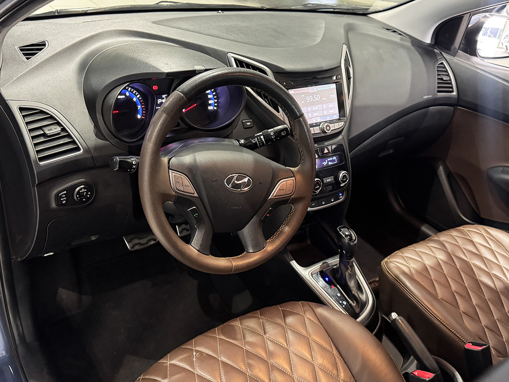 HYUNDAI HB20X