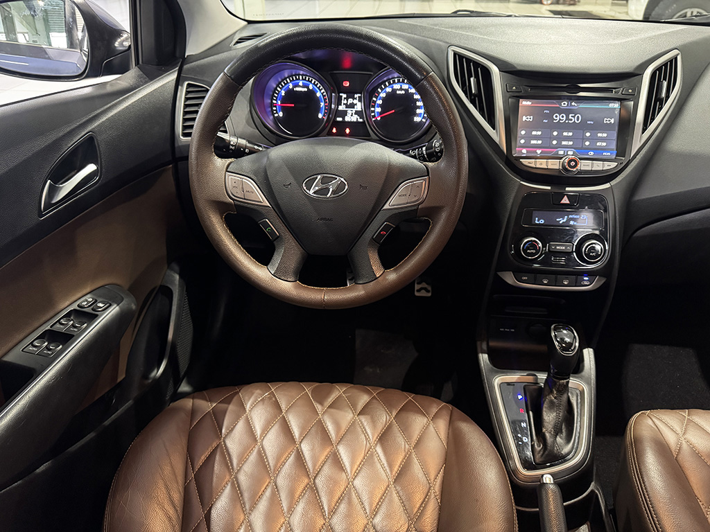 HYUNDAI HB20X