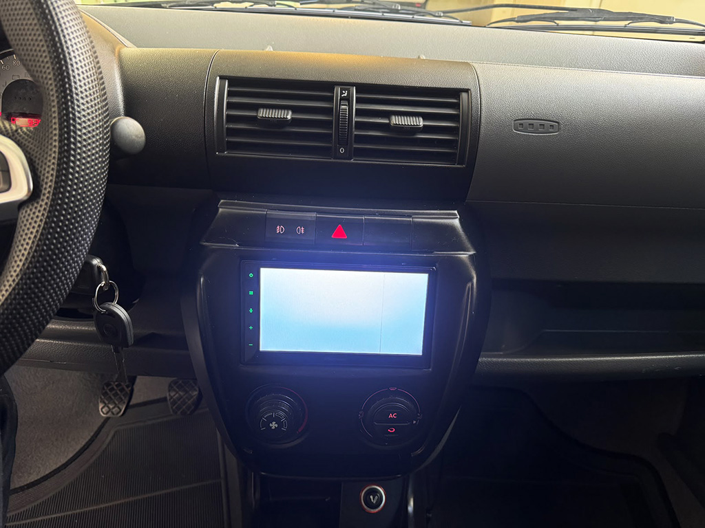 VOLKSWAGEN FOX