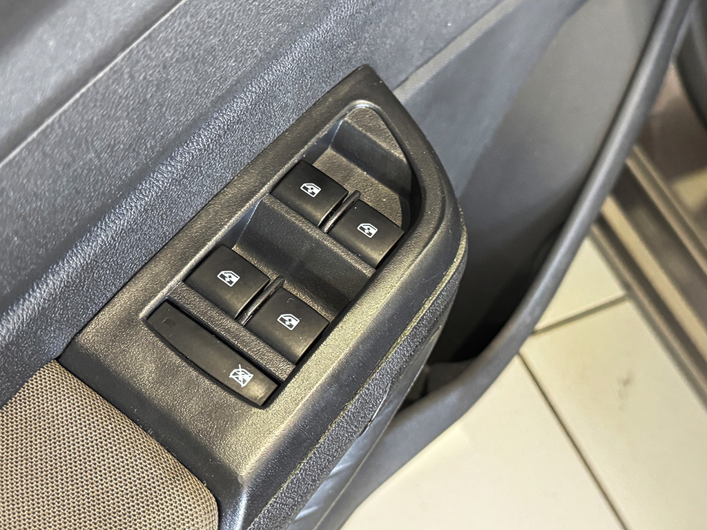 CHEVROLET PRISMA