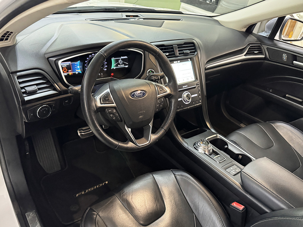 FORD FUSION