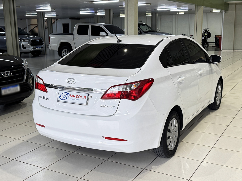 HYUNDAI HB20S