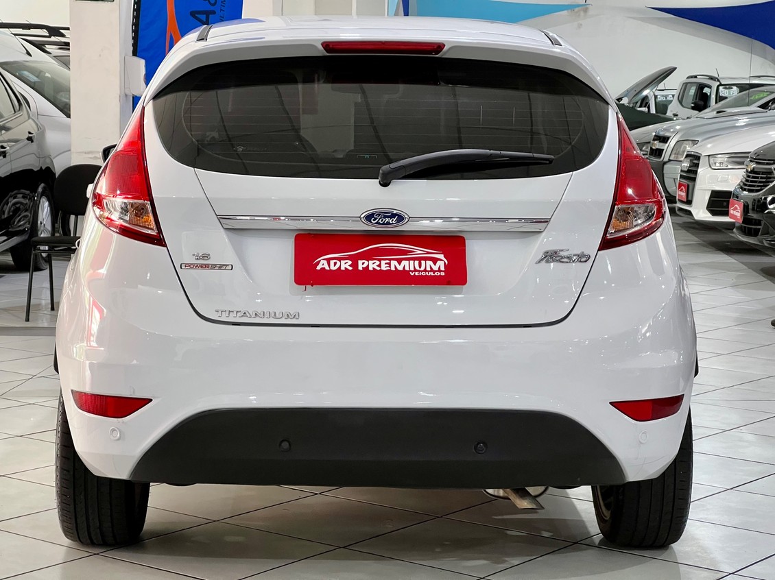 FIESTA 1.6 TITANIUM HATCH 16V