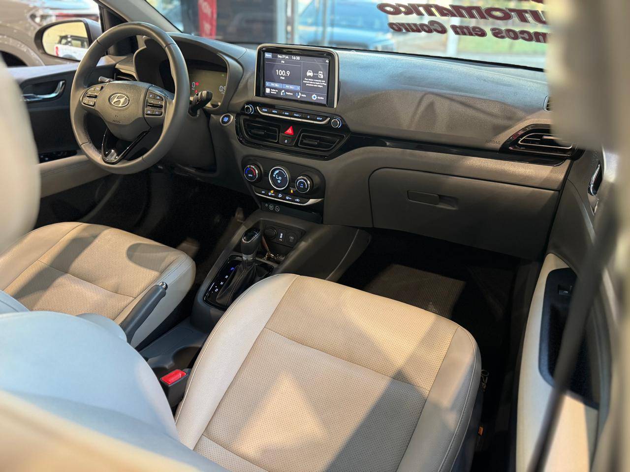 HYUNDAI HB20S