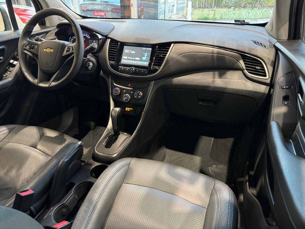 CHEVROLET TRACKER