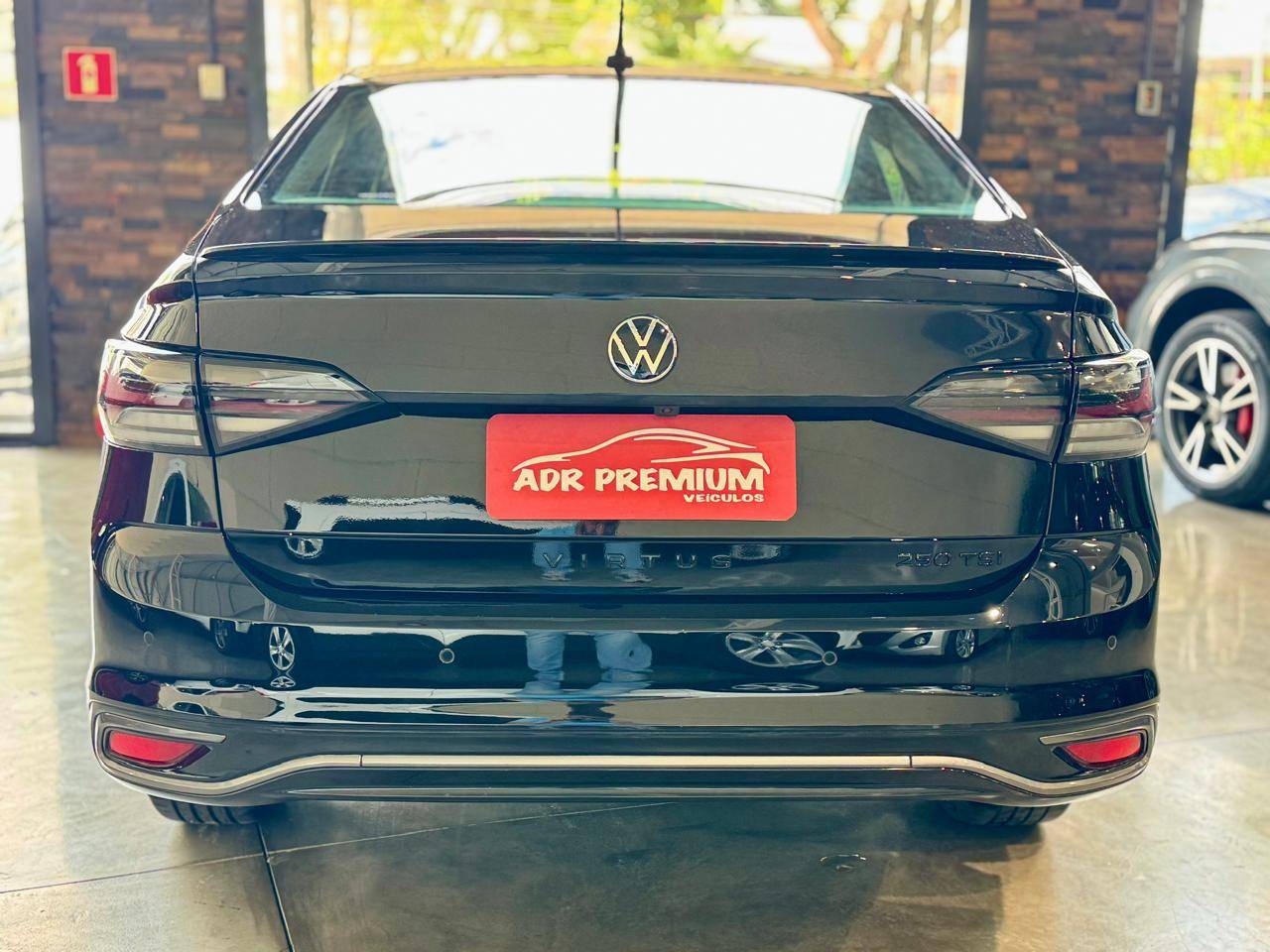 VOLKSWAGEN VIRTUS