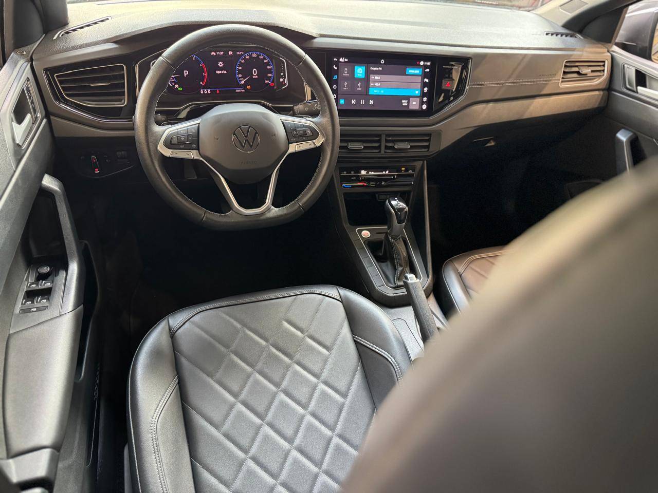 VOLKSWAGEN VIRTUS
