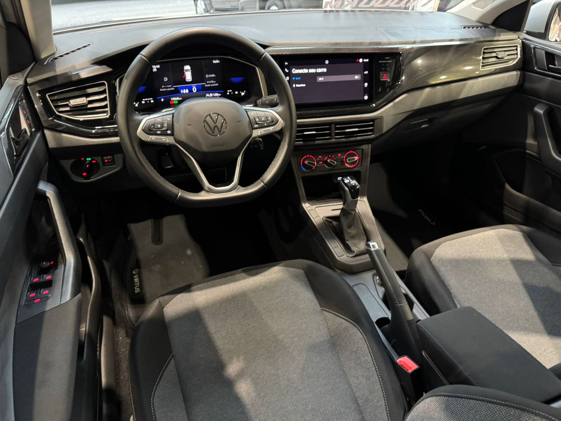 VOLKSWAGEN VIRTUS