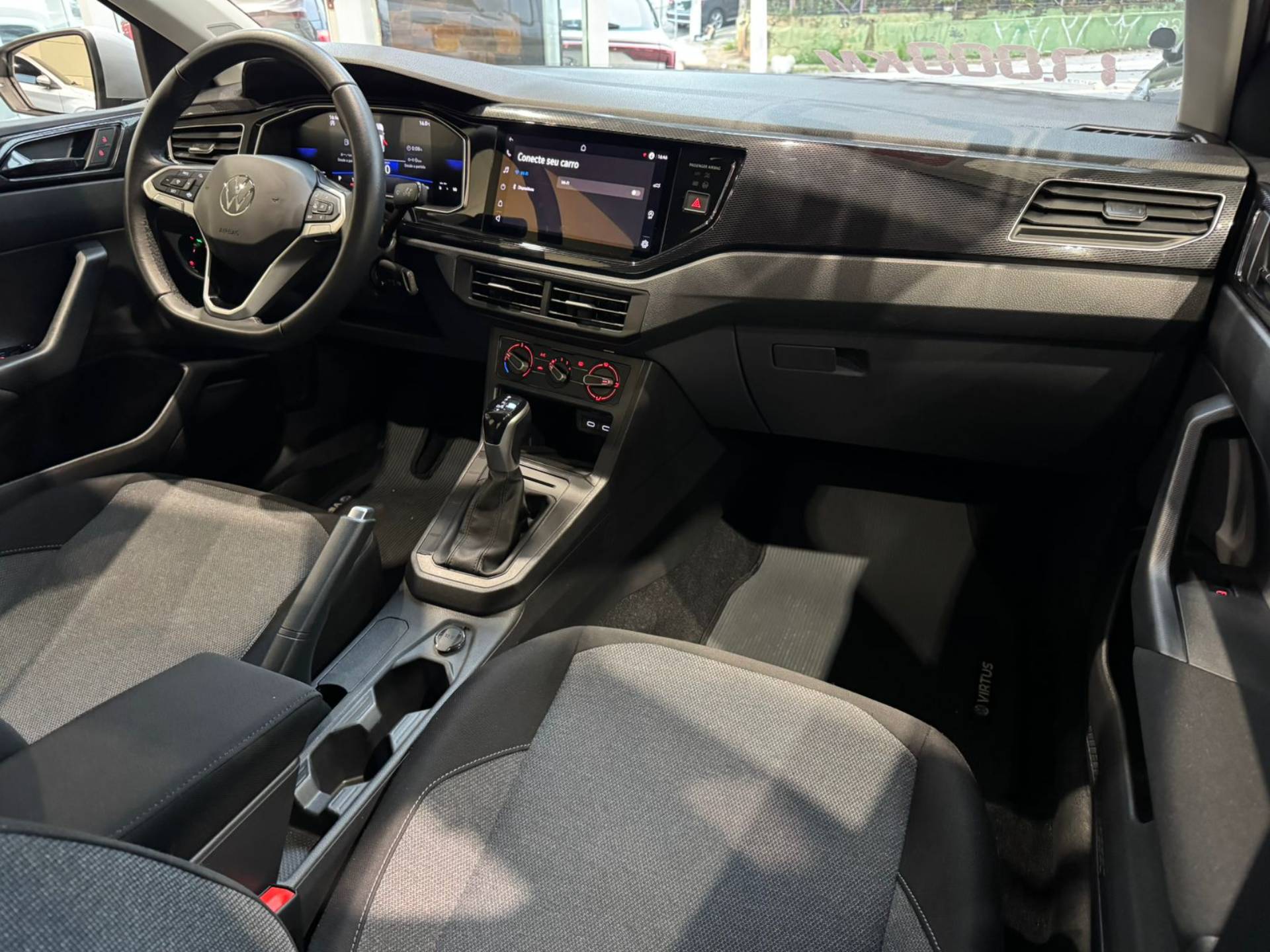 VOLKSWAGEN VIRTUS