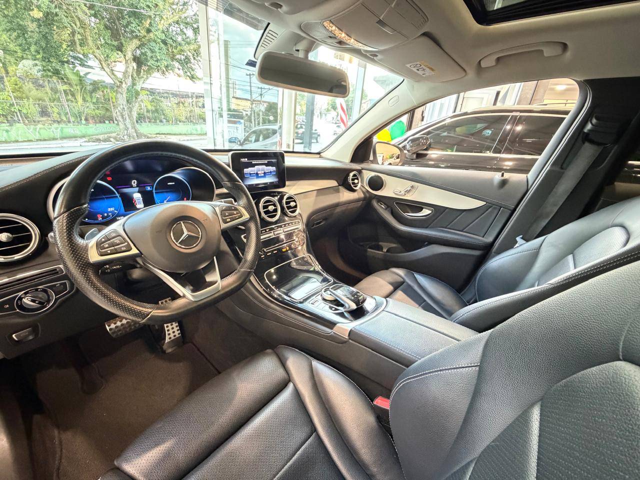 MERCEDES-BENZ GLC 250