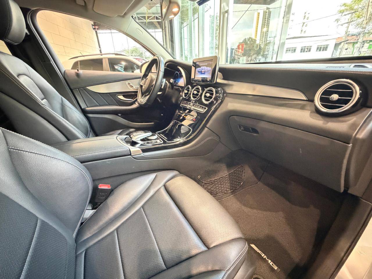 MERCEDES-BENZ GLC 250