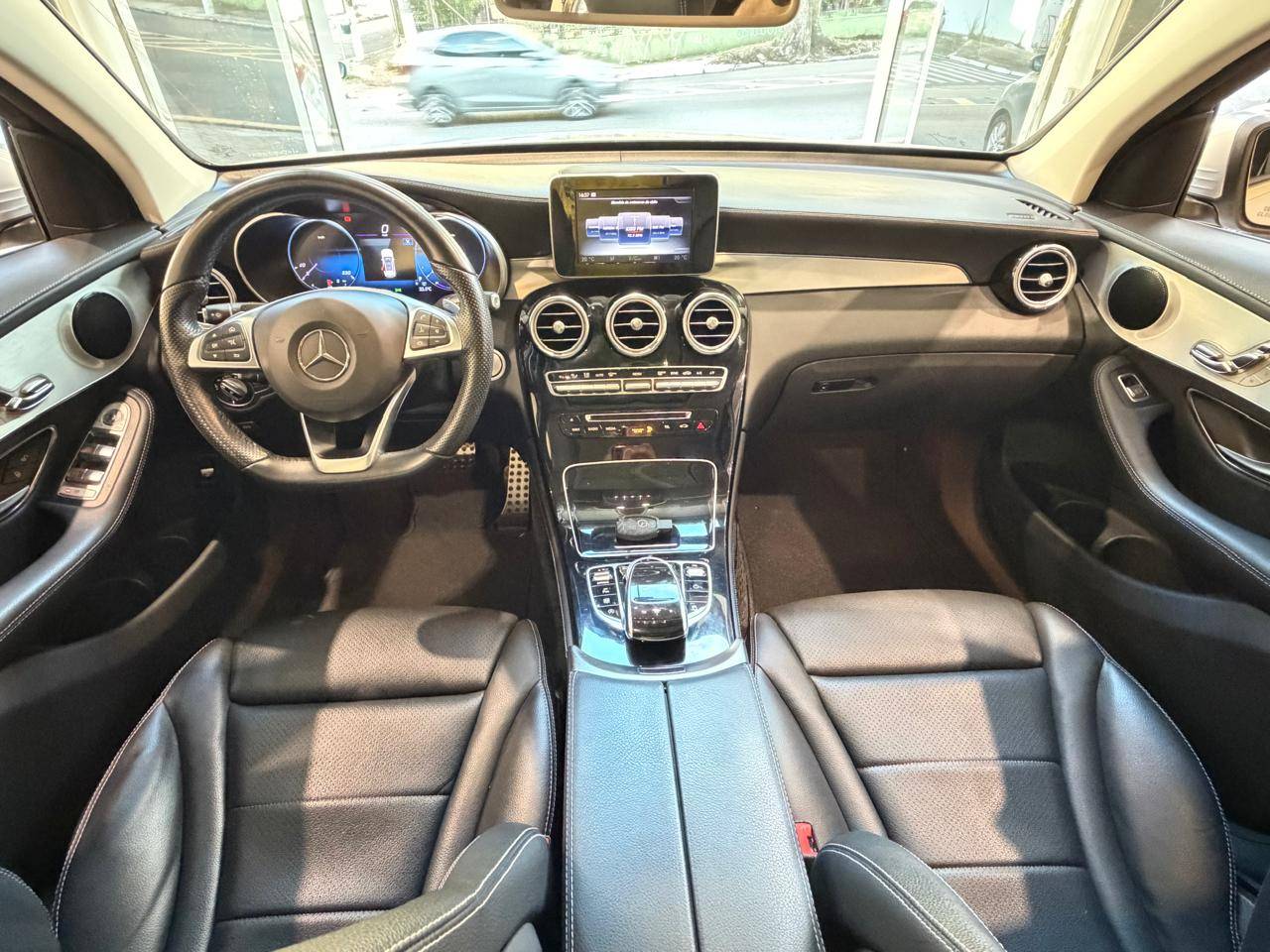 MERCEDES-BENZ GLC 250