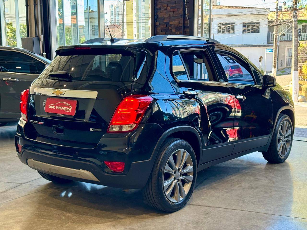 CHEVROLET TRACKER
