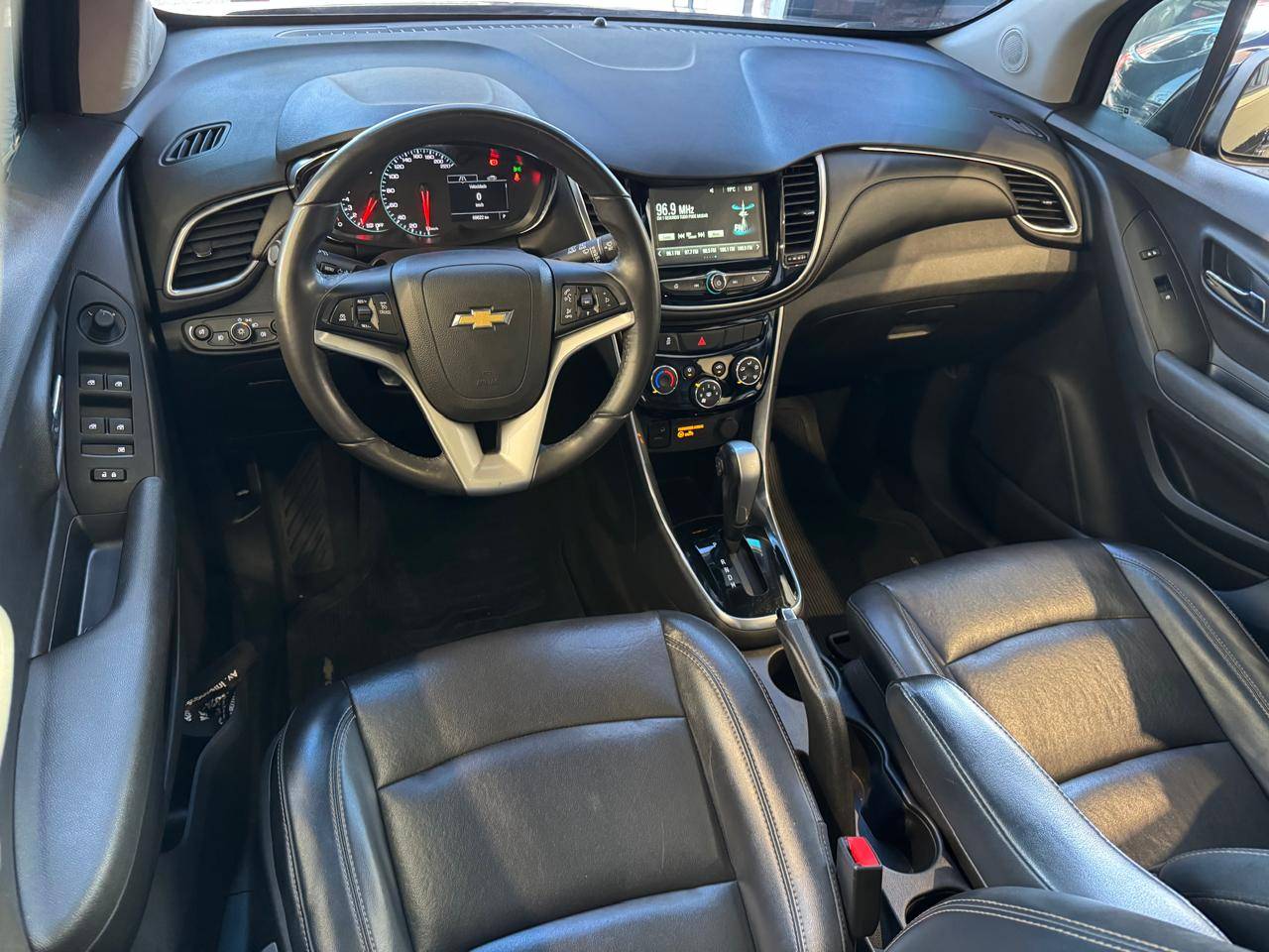 CHEVROLET TRACKER