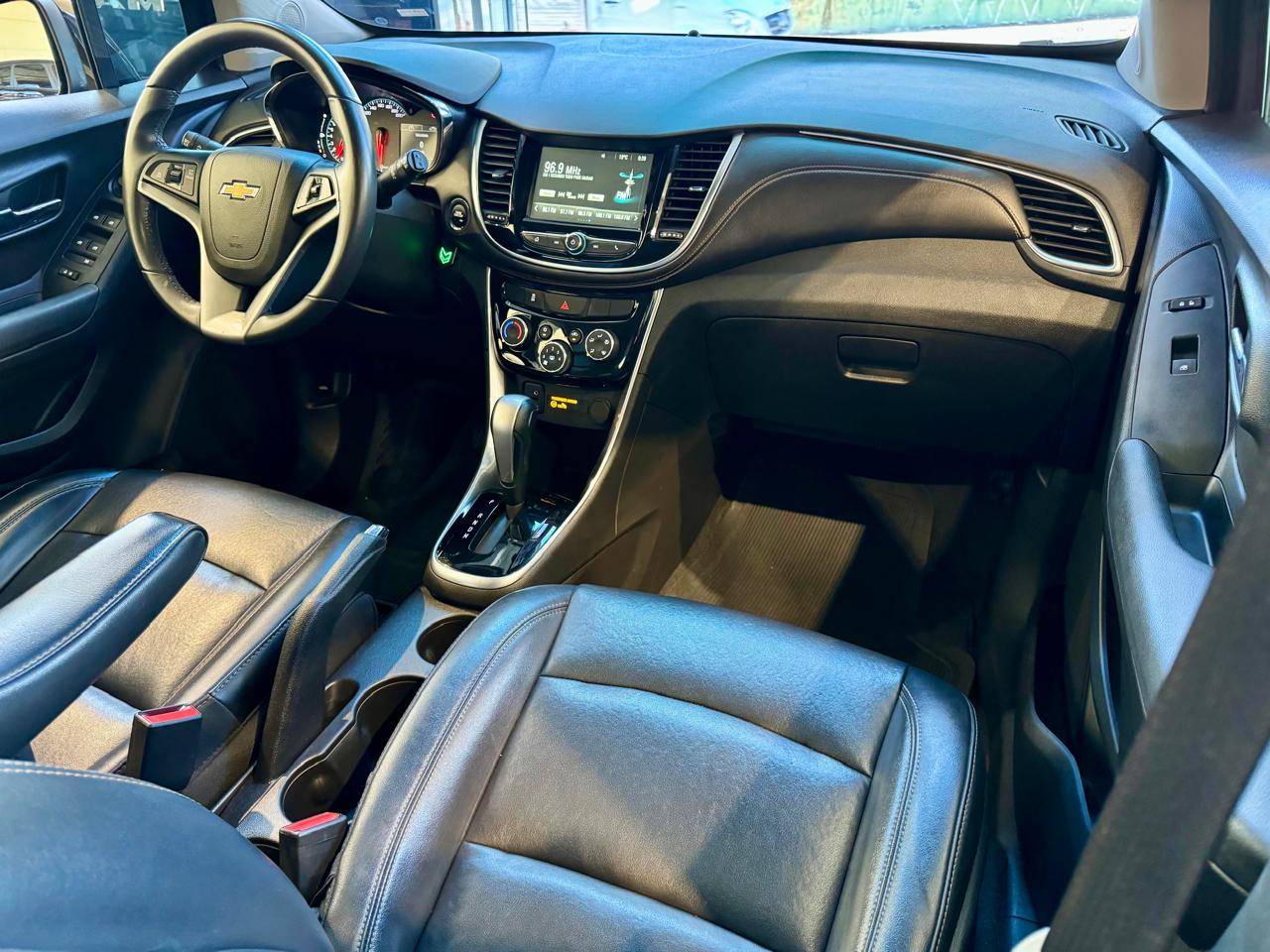 CHEVROLET TRACKER