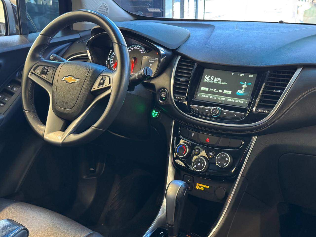 CHEVROLET TRACKER