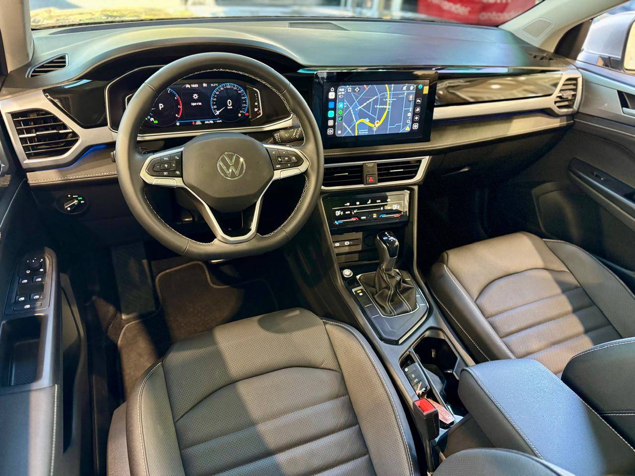VOLKSWAGEN TAOS