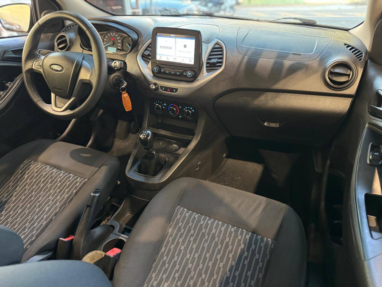 FORD KA