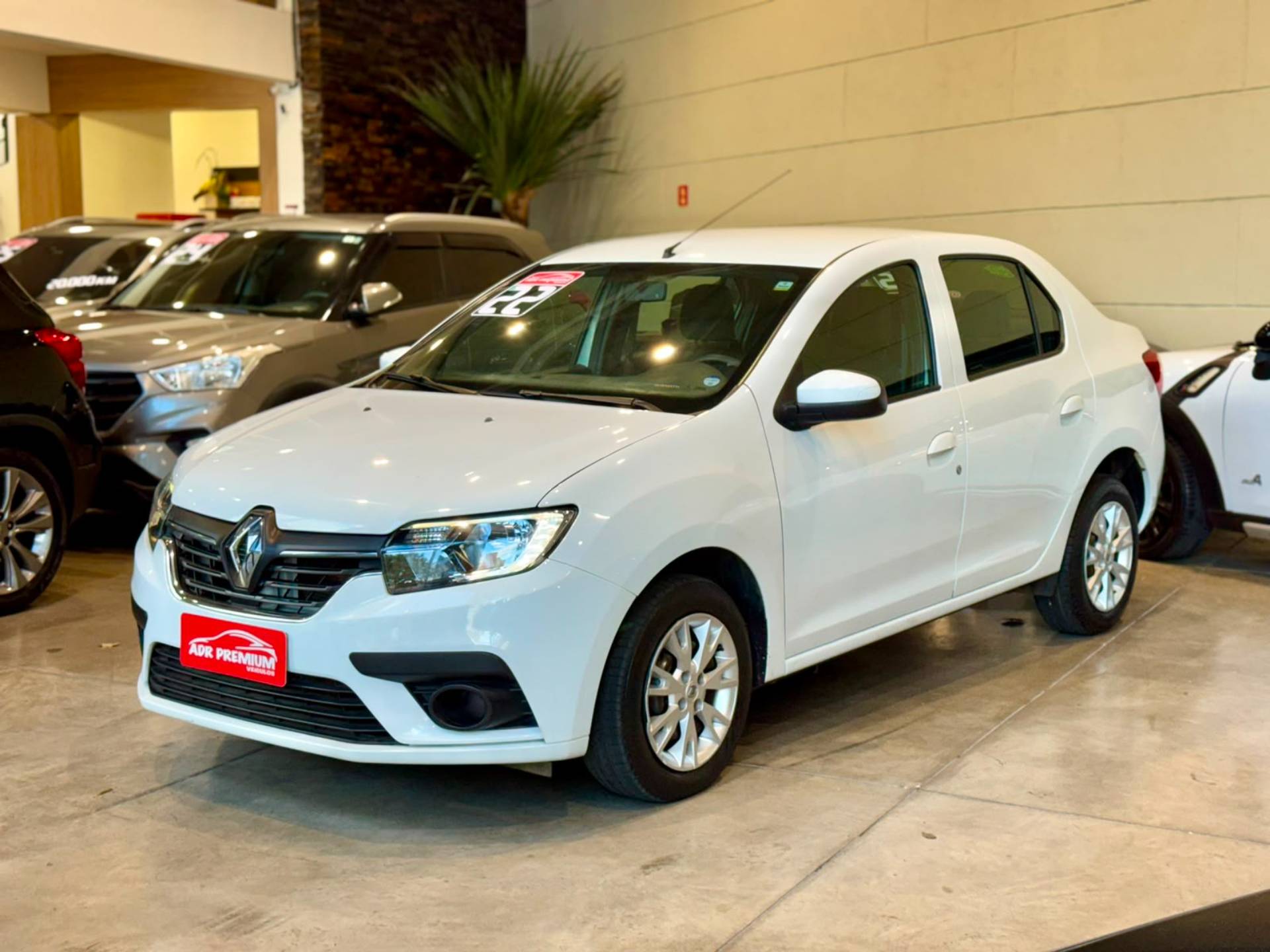 RENAULT LOGAN
