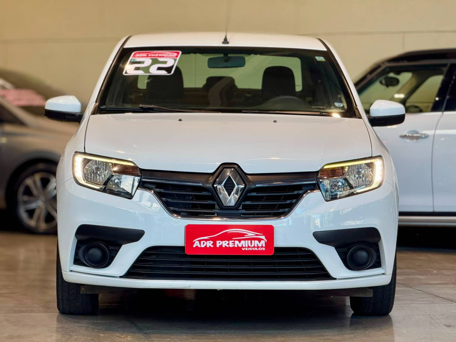 RENAULT LOGAN