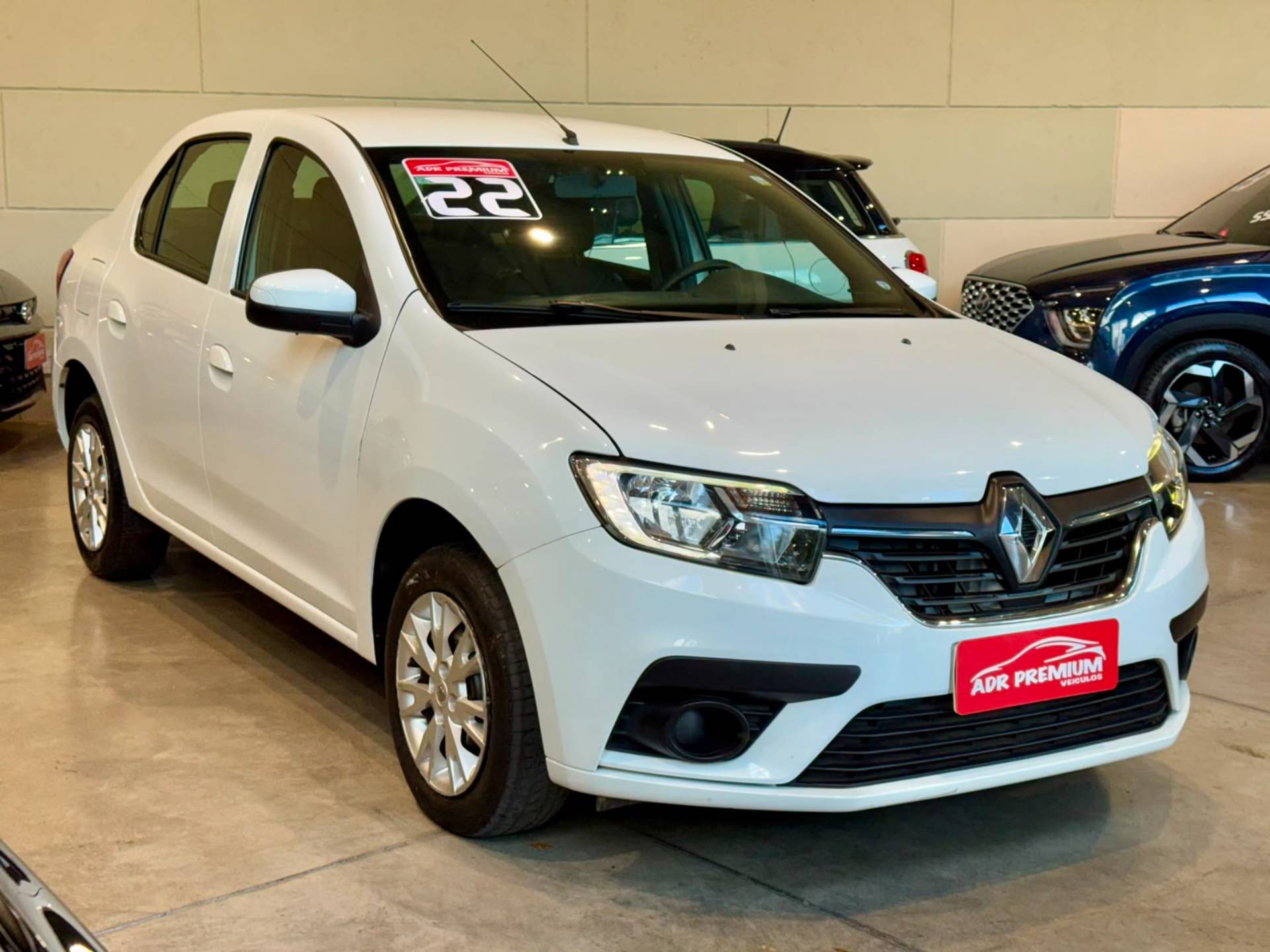 RENAULT LOGAN