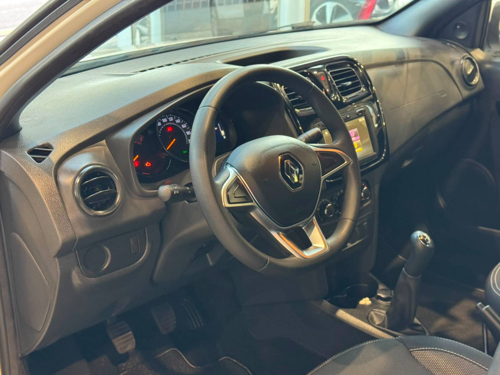 RENAULT LOGAN