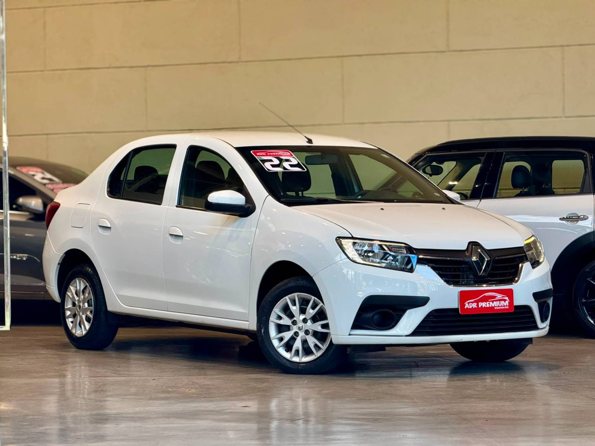 RENAULT LOGAN