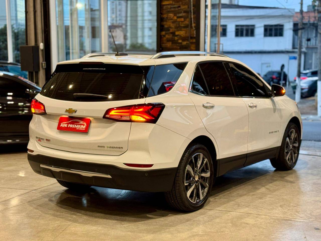 CHEVROLET EQUINOX