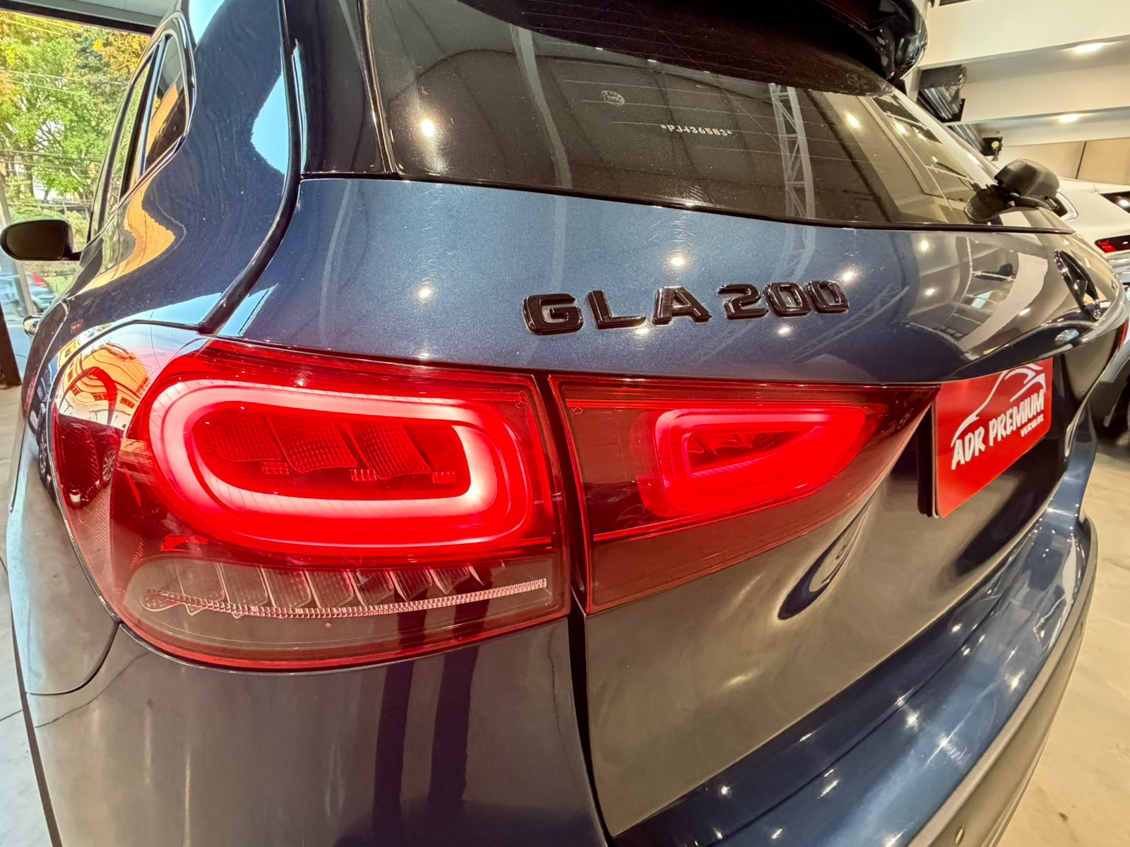 MERCEDES-BENZ GLA 200