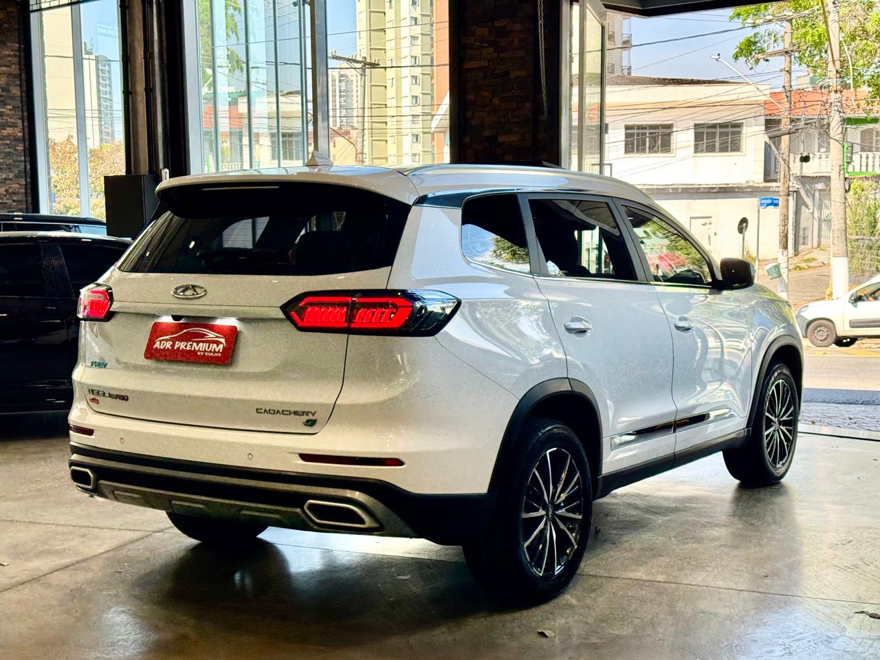 CHERY TIGGO 8
