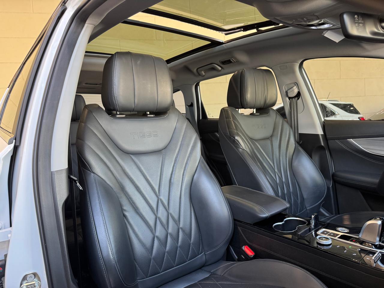 CHERY TIGGO 8