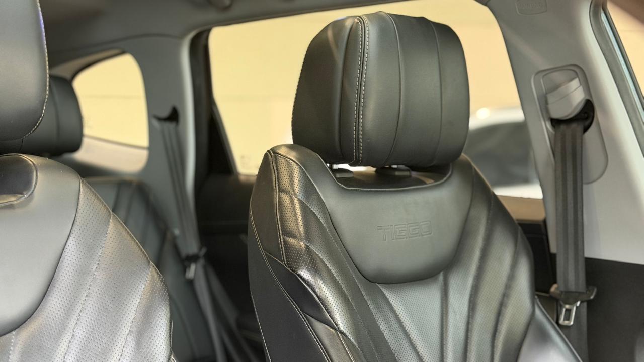 CHERY TIGGO 8