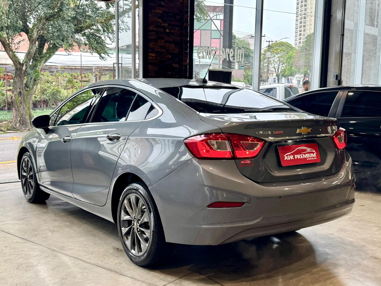 CHEVROLET CRUZE