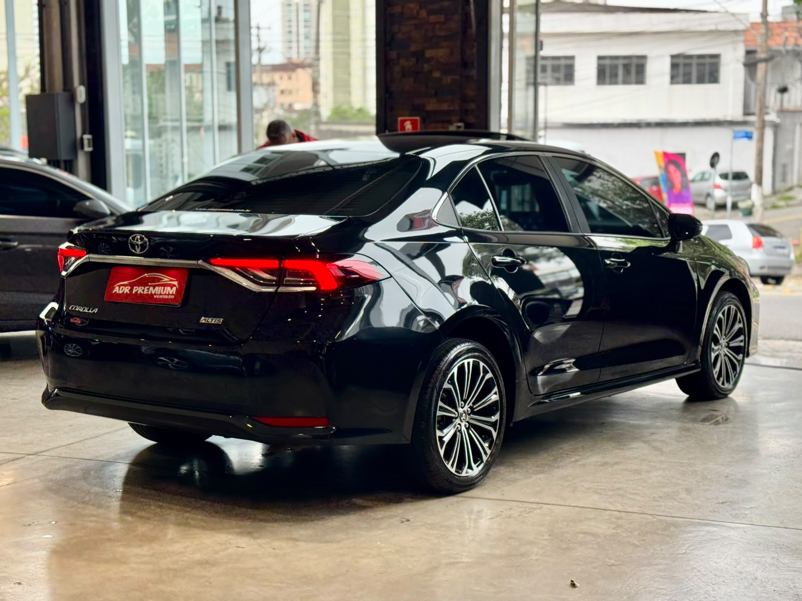 TOYOTA COROLLA