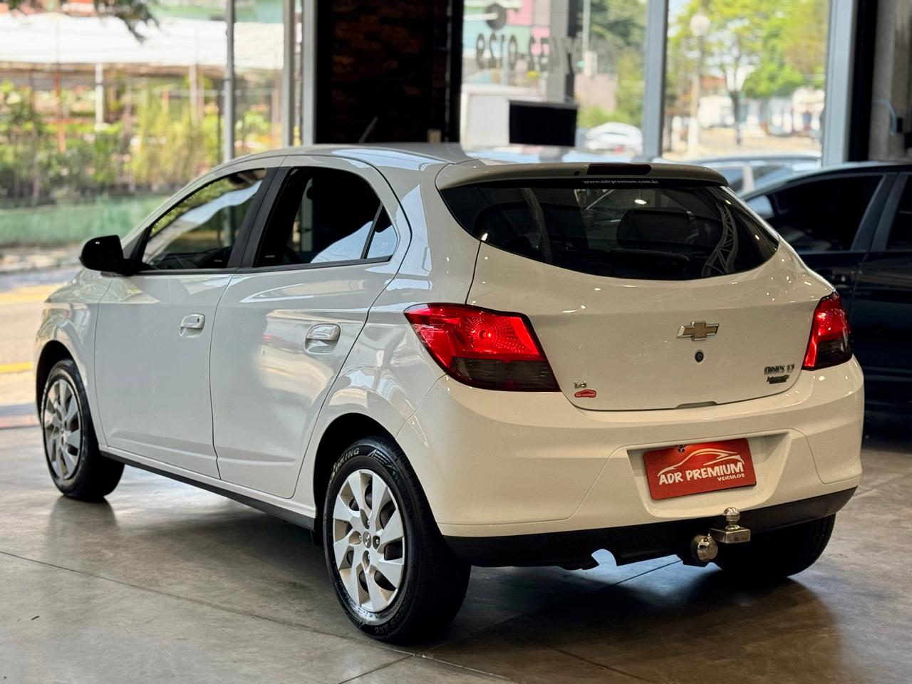CHEVROLET ONIX